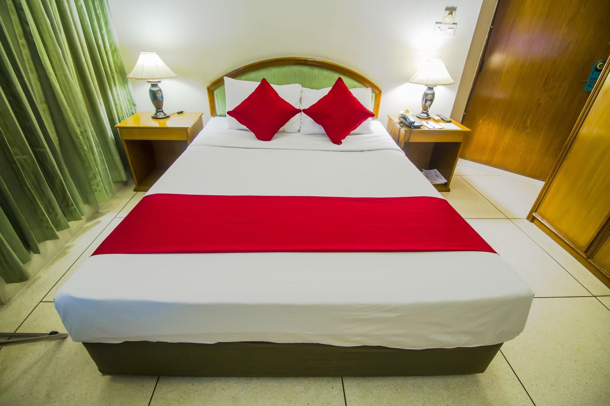 Asia Pacific Hotel Дака Екстериор снимка