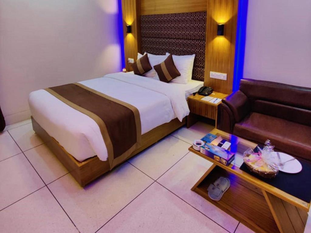 Asia Pacific Hotel Дака Екстериор снимка