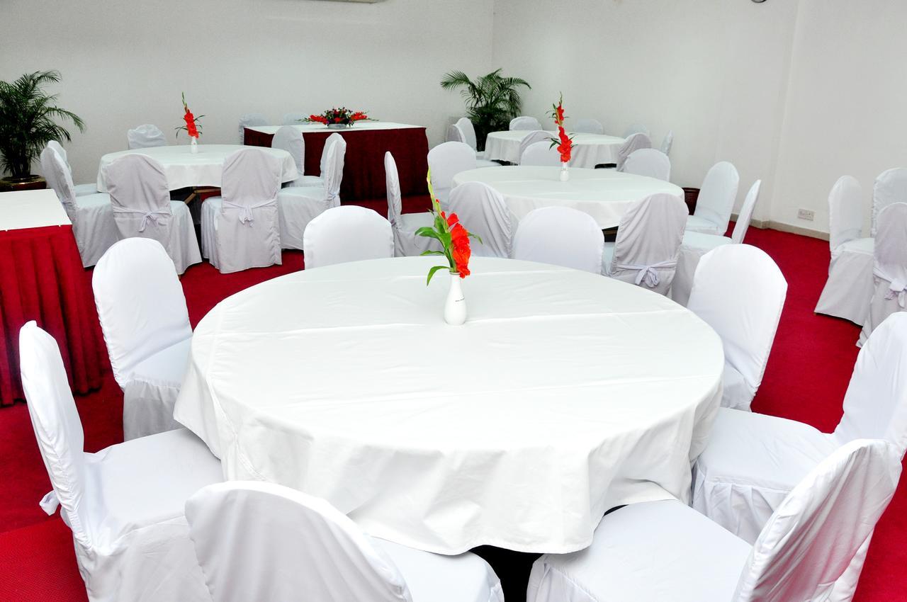 Asia Pacific Hotel Дака Екстериор снимка