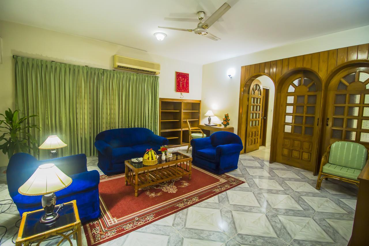 Asia Pacific Hotel Дака Екстериор снимка