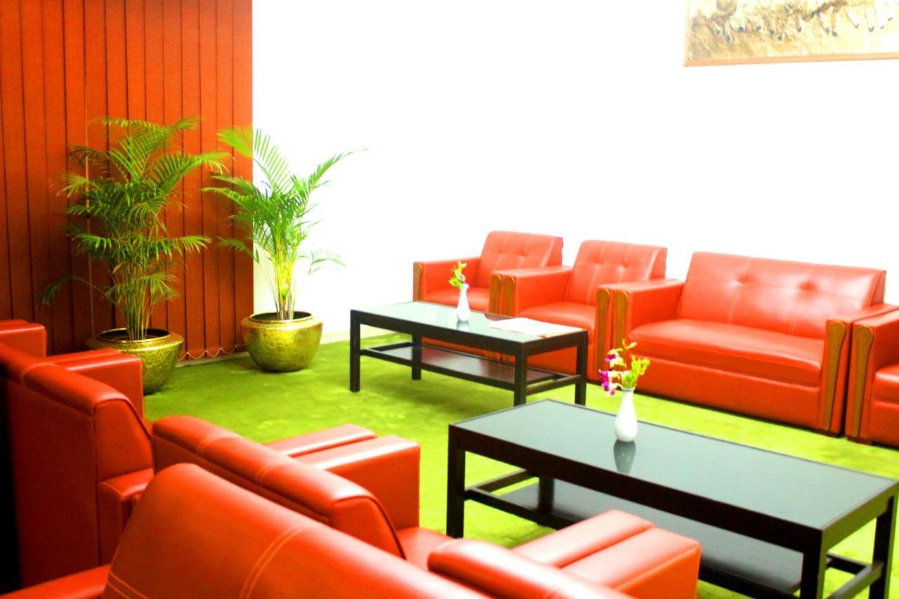 Asia Pacific Hotel Дака Екстериор снимка